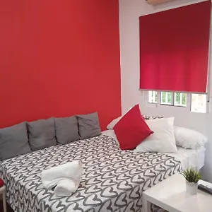 https://estudio-cerca-del-carrefour-rosaleda.hotelsinnerja.org