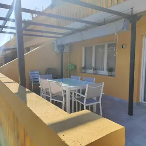https://superbe-appartement-terrasse-entirement-rnov-au-bord-de-lebre.catalonia-hotels.com