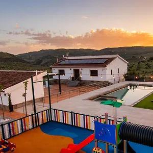 Casa rural La De Alba - En, Montefrío