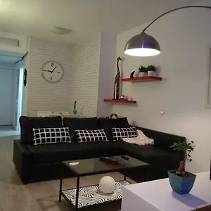 https://moderno-apartamento-torremolinos-centro.1costadelsol.com